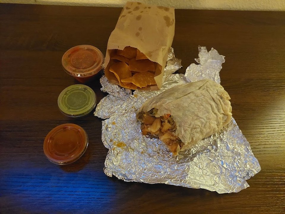 Mexican dishes listed under plate and burrito sections.