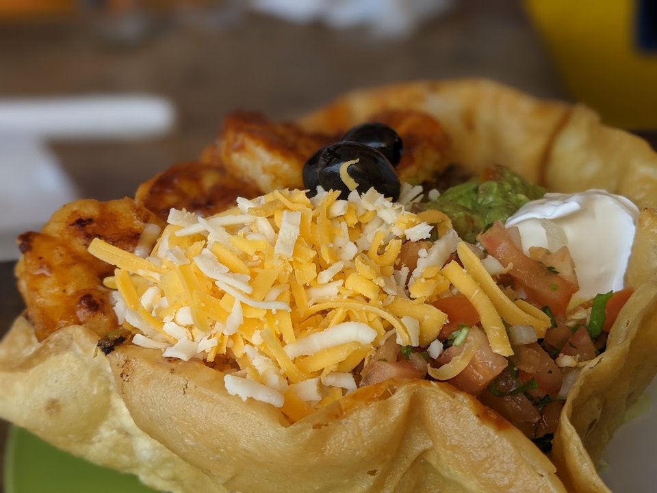 Mexican dishes listed under plate and burrito sections.